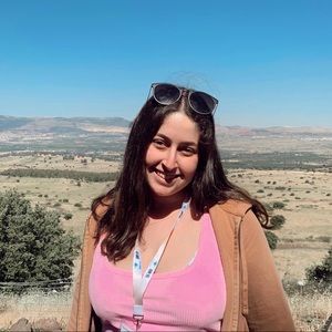 Meet your Posher, Brooke